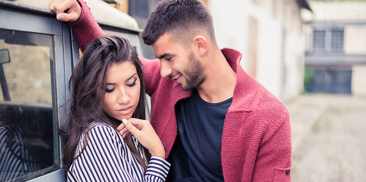 Why Being 'Non-Attached' Is The Holy Grail For A Happy Relationship man looking at woman seductively