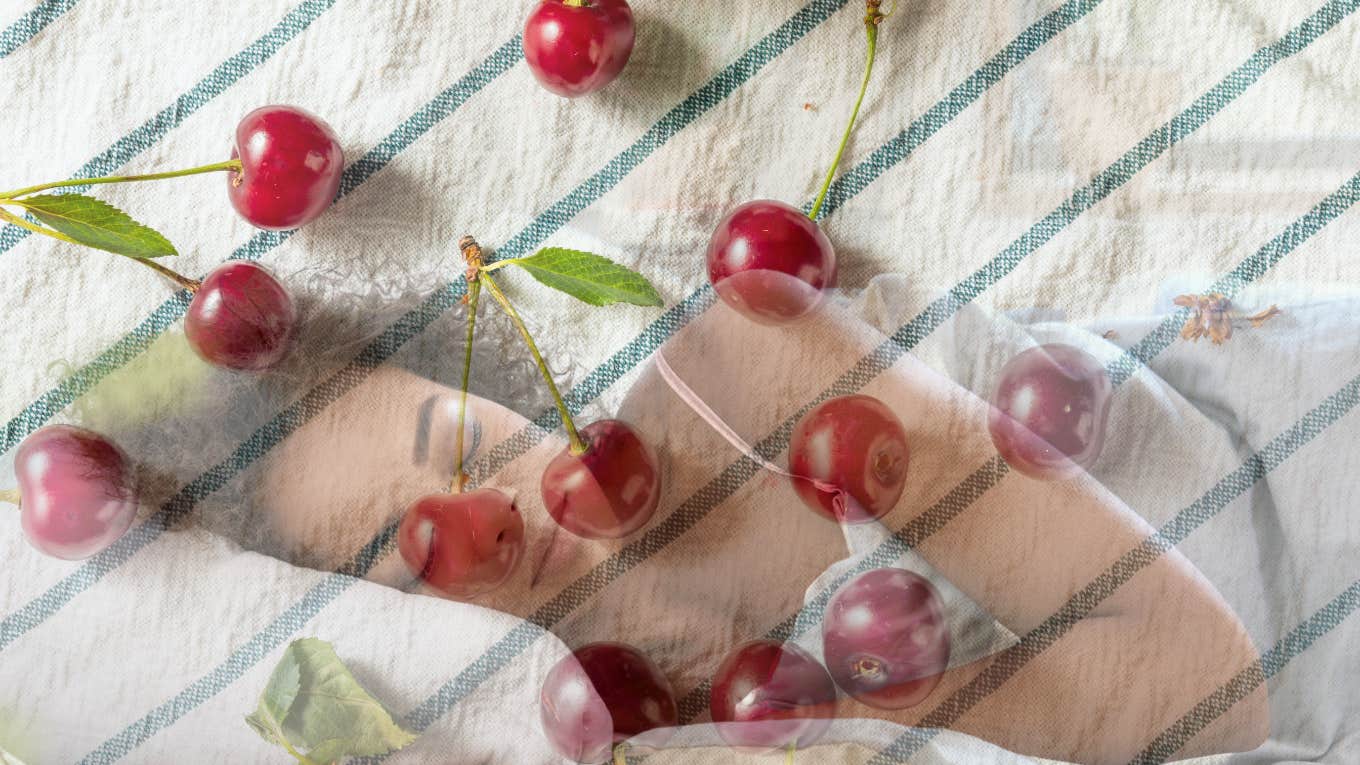 15 Foods That'll Help You Fall Asleep Instantly Woman having the best sleep