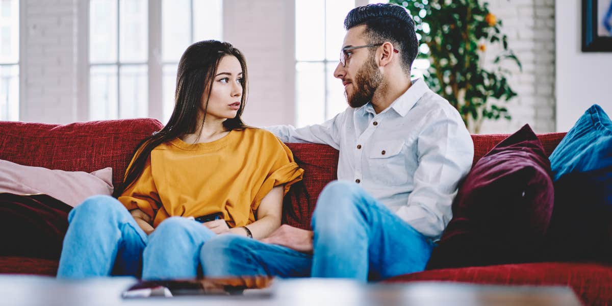 boyfriend, girlfriend talking