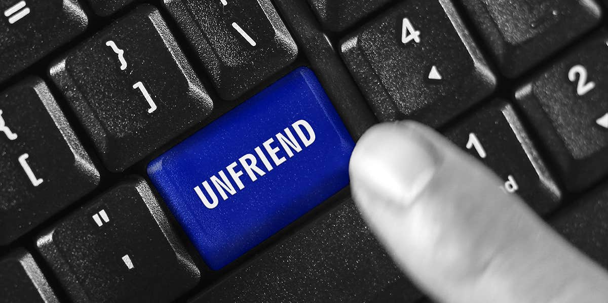 Our Breakup Wasn't Complete Until He Unfriended Me On Facebook keyboard-unfriend-button