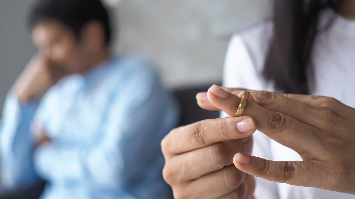 Groom Refused To Stand Up To His Mother So Bride Calls Off The Wedding — 'Move Back Home To Mommy' bride calling off the wedding because groom refused to stand up to his mother-in-law