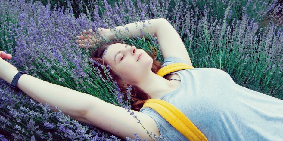 4 Calming Essential Oils For Taming Your Anxiety Naturally 4 Calming Essential Oils For Taming Your Anxiety Naturally