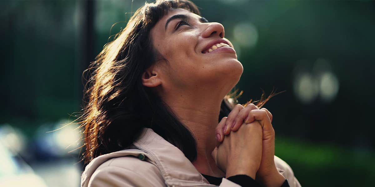 What Is Gratitude? People With These Personality Traits Know How To Be Grateful grateful woman