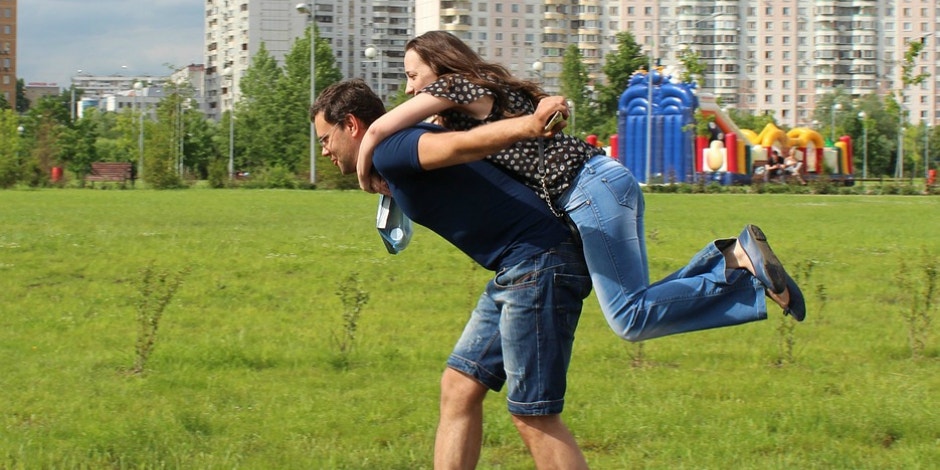Shocker: Women Prefer Chivalry Over Looks Shocker: Women Prefer Chivalry Over Looks