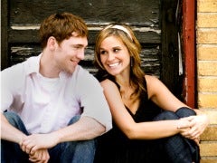 The More Expensive Your College, The More You Have Sex college couple smiling