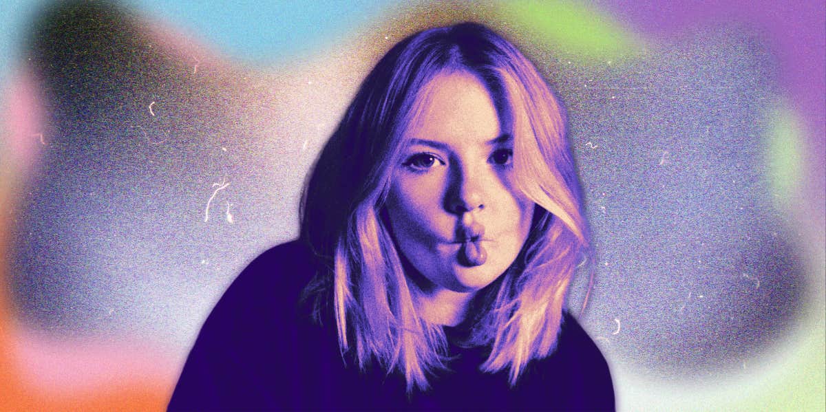 How To Determine The Color Of Your Aura, According To Astrology woman making a face