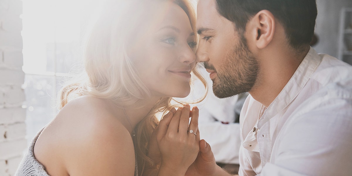 The #1 Way To Tell If A Man Has Commitment Issues The #1 Way To Tell If A Man Has Commitment Issues