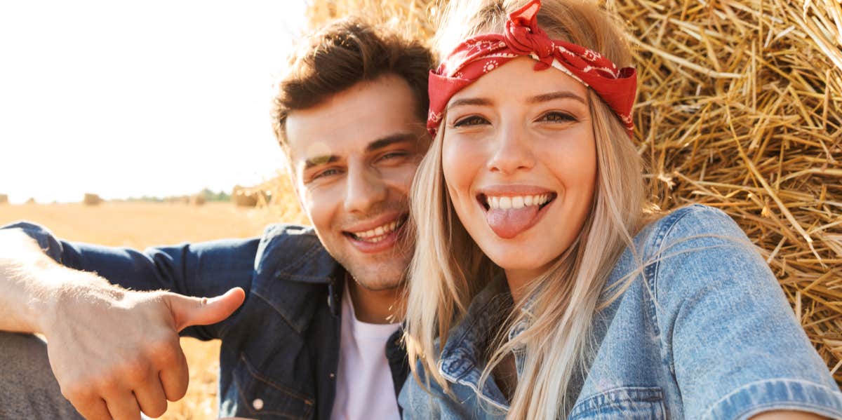 There Is An Explanation For Why You’re Crazy When It Comes To Guys cute couple being weird