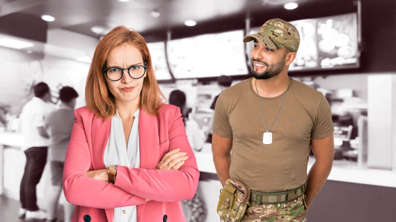 Customer Goes Off On Man Who Asks Restaurant If They Offer A Military Discount military, discount, restaurant, customer