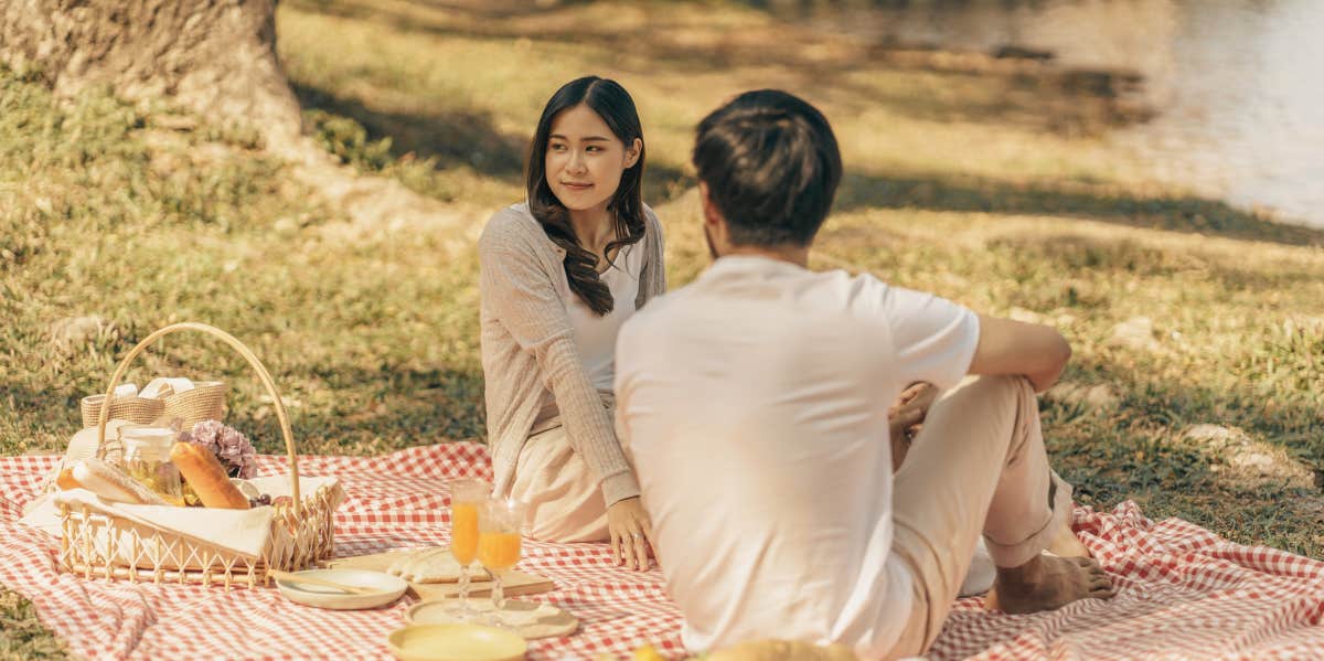 Why There's Something About Dating That Makes Me Dislike Myself couple outside