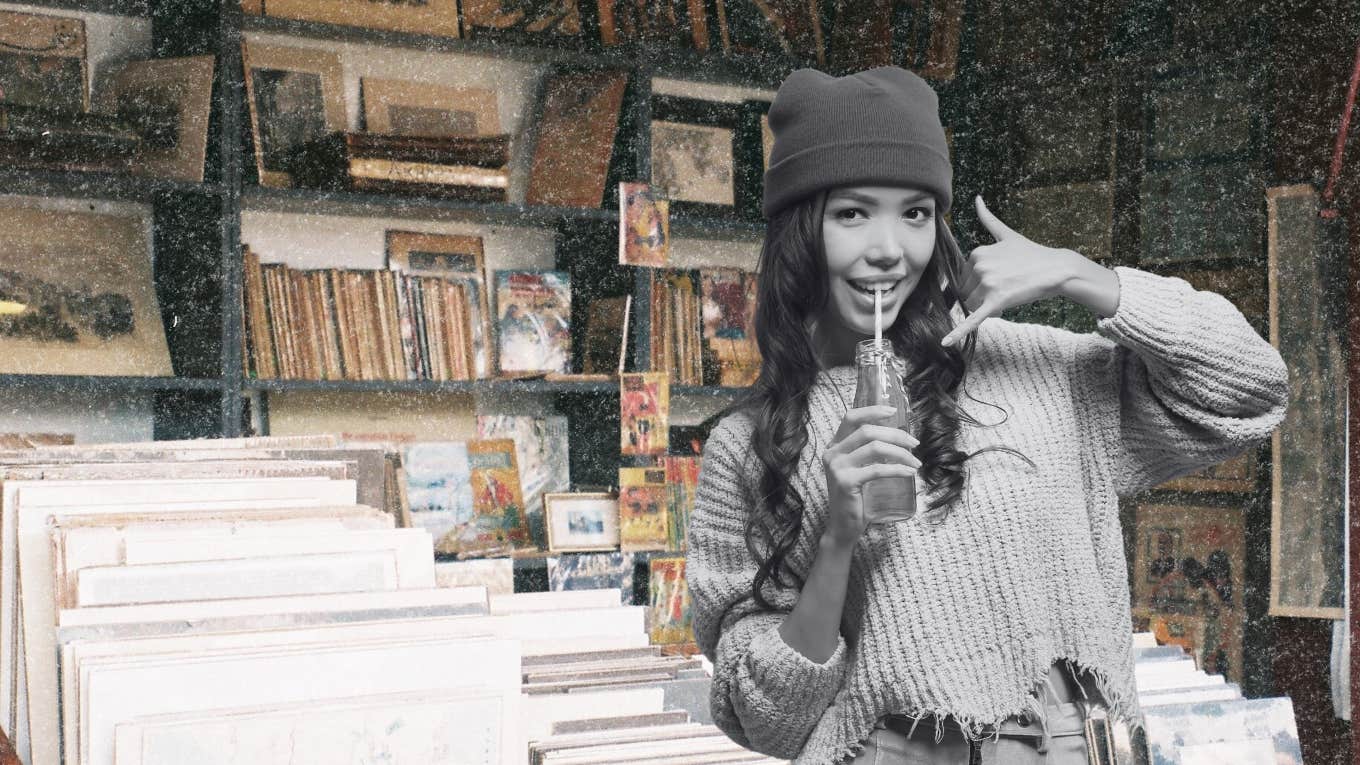 6 Dating Tips For Introverts (That Are So Effective It's Scary) Woman in a indie bookshop, casually dressed searching for the right person