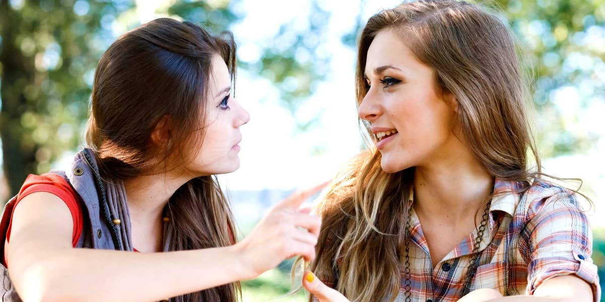 two women arguing