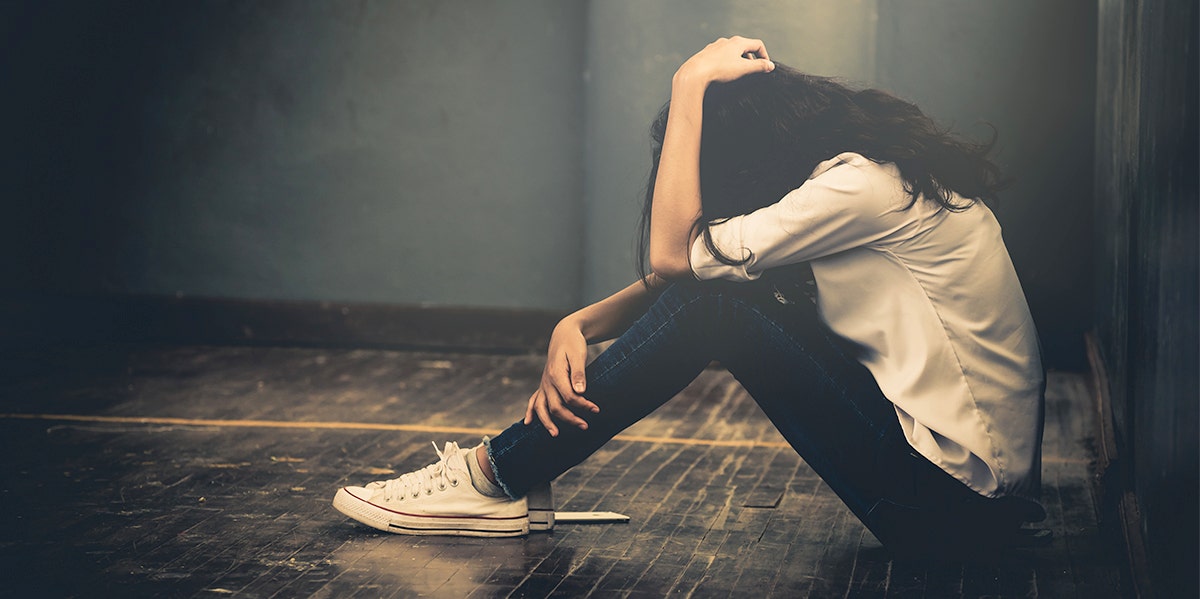 7 Surprising Things That Make Your Depression Even Worse person overwhelmed with life