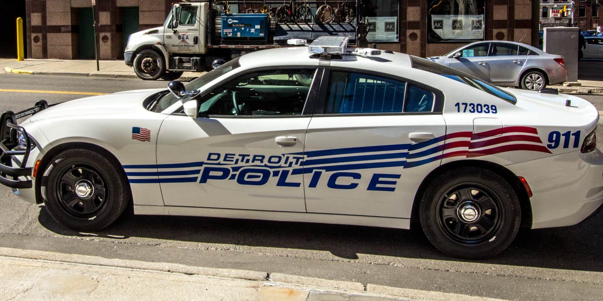 Detroit Police Apologize After Breaking Up Native American Ceremony Detroit police car