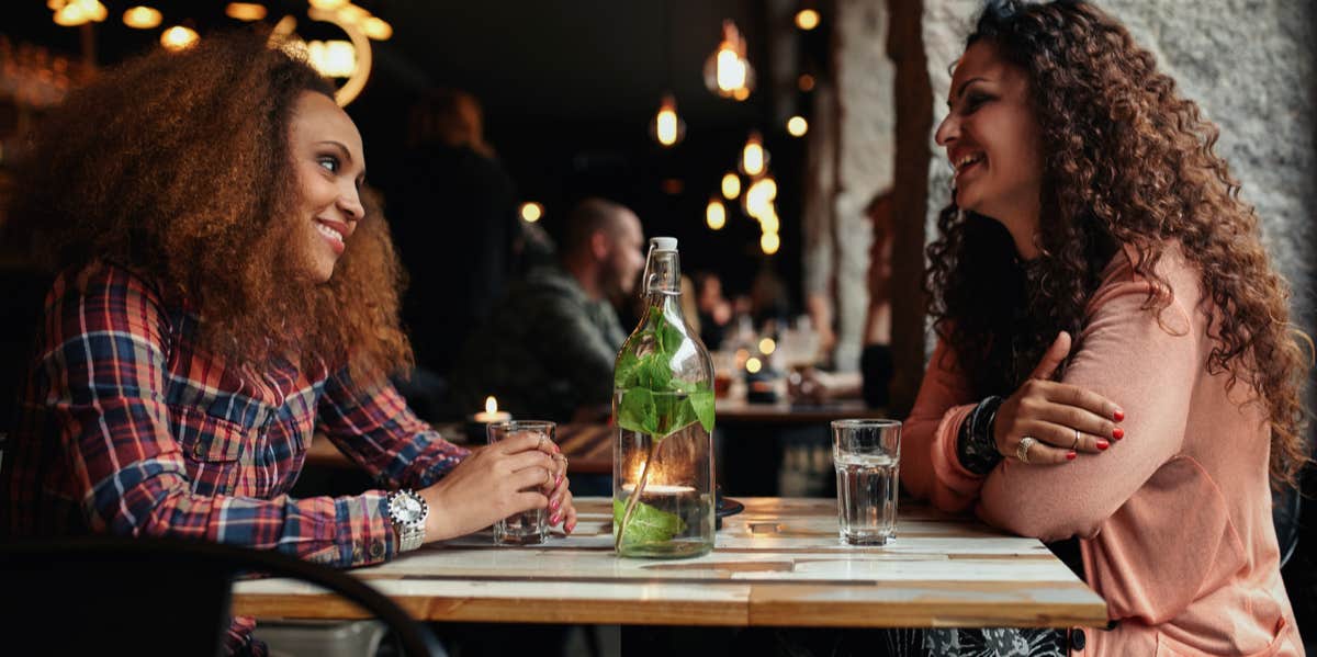 2 women having dinner together