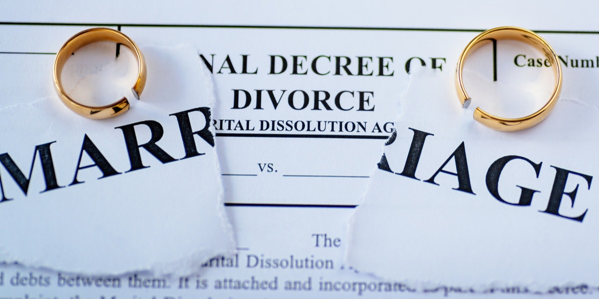 10 Most Helpful Divorce Books — Recommended By Actual Divorced Women divorce certificate