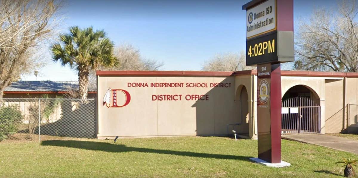 Police In Texas School District Foil A School Shooting Plot Day After Uvalde Donna Independent School District