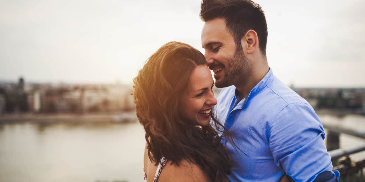 Don't Settle For Less Than Someone Who Exhibits These 15 Behaviors happy couple