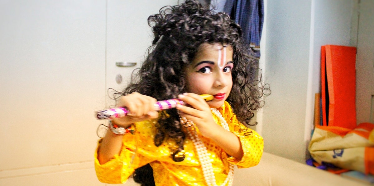 Mom Gives Son RuPaul-Style Makeover And Drag Queen Nickname "Ballooni" Mom Gives Son RuPaul-Style Makeover And Drag Queen Nickname "Ballooni"