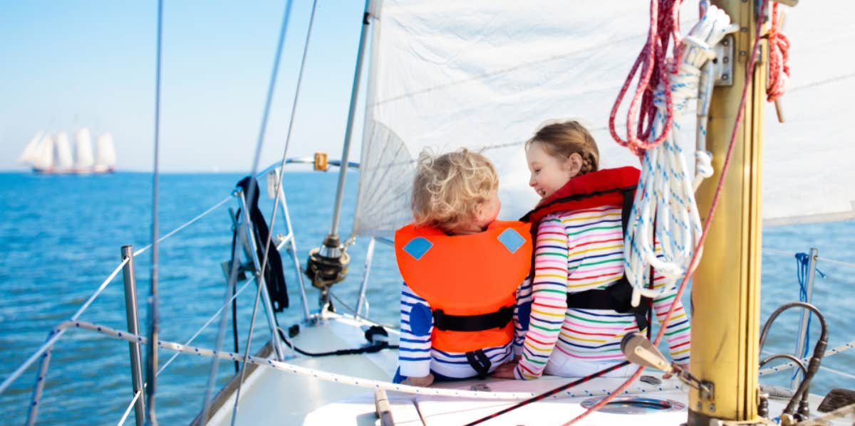 sailboat, children, drowning 