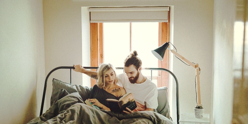 7 Essential Tips For Couples To Maintain Productivity While Working From Home Together