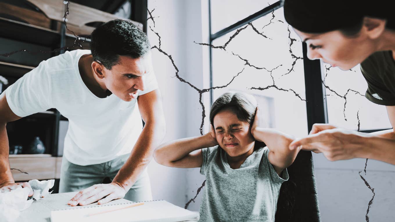 5 Tiny Traits Of Narcissistic Parents - Vimarsana News