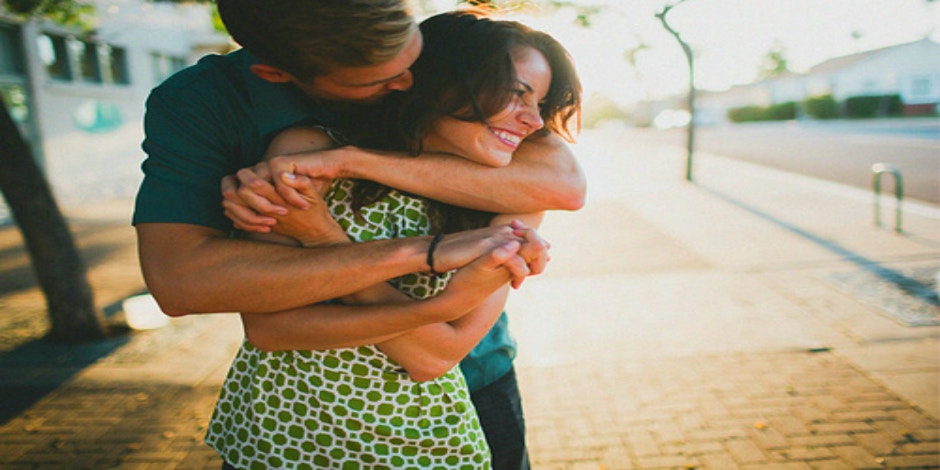 4 Flirting Tips That Will Make Him Want To Ask You Out 4 Flirting Tips That Will Make Him Want To Ask You Out