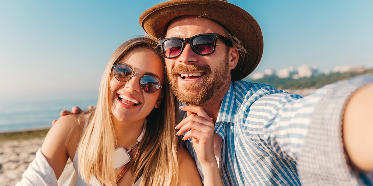 If He's Really "The One," These 10 Things Will Happen In Your Relationship couple taking selfie