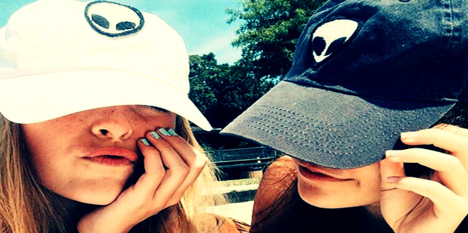 Doing THIS Actually Isn't Good For Your Friendship Doing THIS Actually Isn't Good For Your Friendship