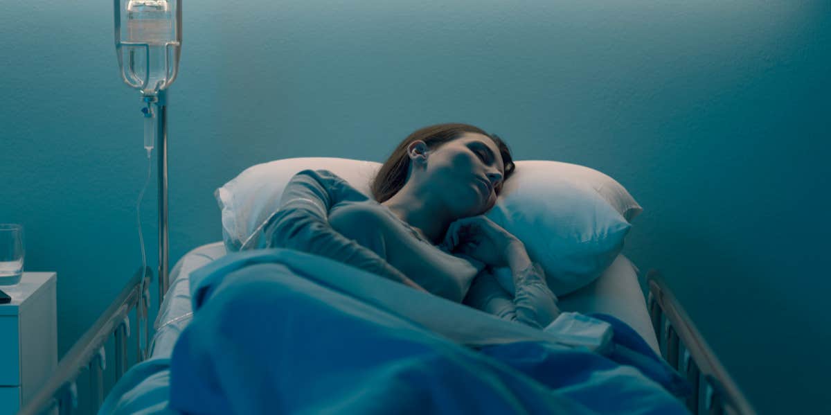 Getting Hospitalized Made Me Learn That Being Skinny Does Not Equal Being Healthy woman in hospital bed
