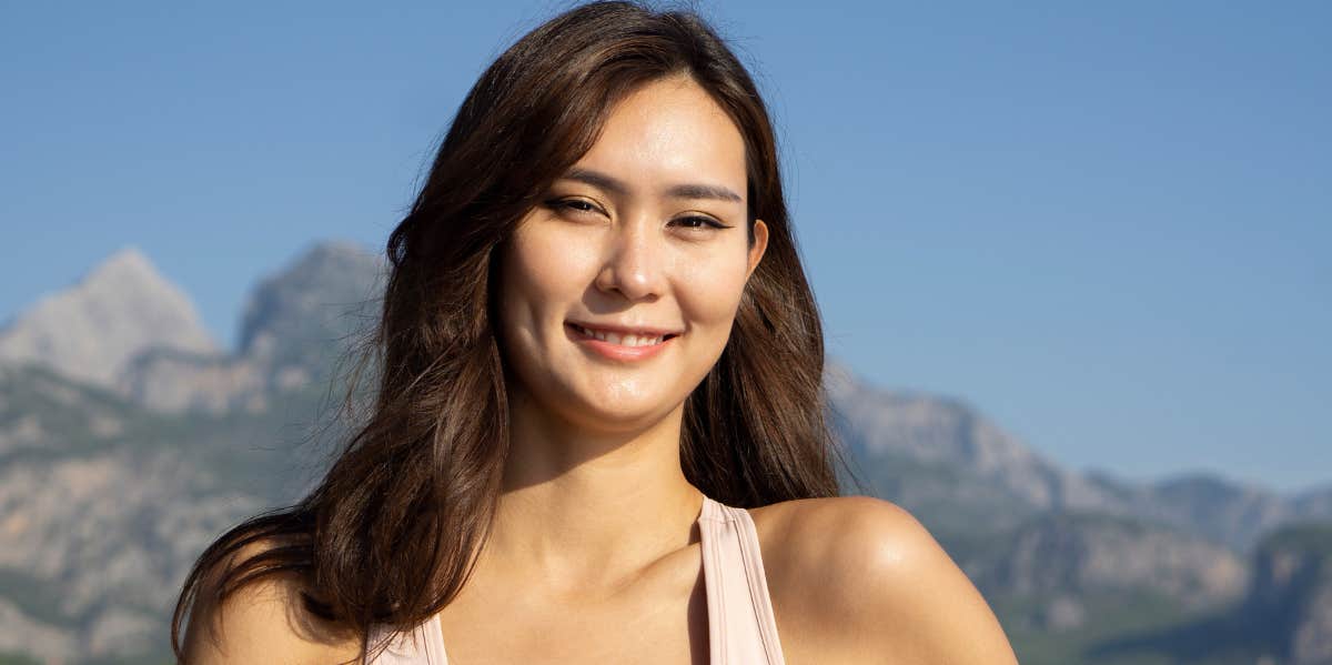 The Genetic Factor That Makes Some Girls Look Older Than Their Friends beautiful youthful girl