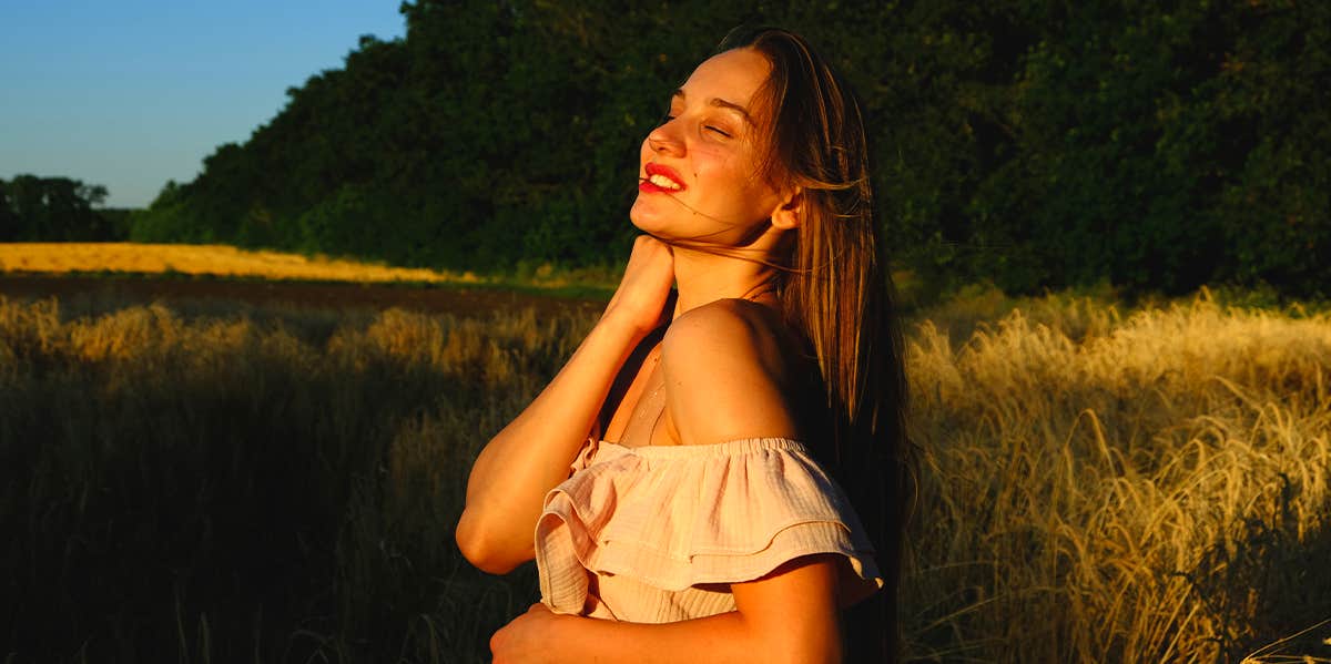 happy girl in the sunset