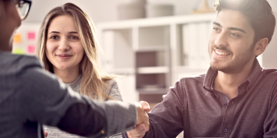 How To Improve Communication Skills & Communicate More Effectively At Work How To Improve Communication Skills & Communicate More Effectively At Work