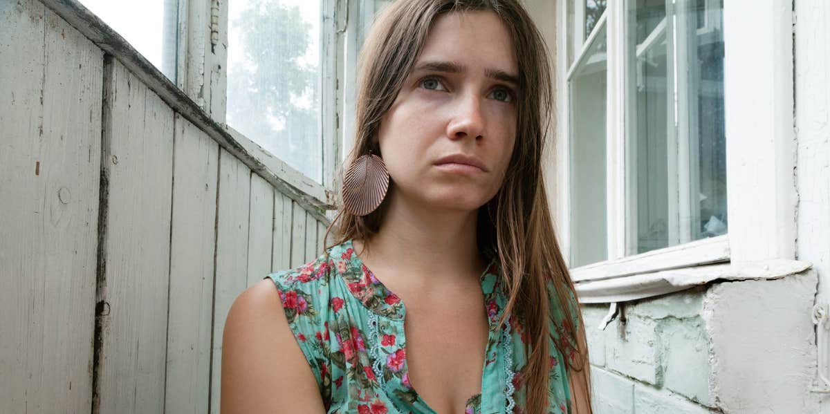 Groom Sued His Bride When He Saw Her Without Makeup sad woman