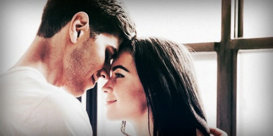 10 Things Men Want From You (But Won't Ask For) 10 Things Men Want From You (But Won't Ask For)