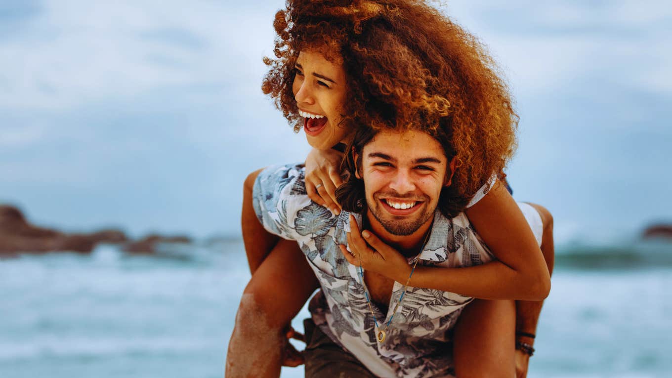 The 5 Most Annoying Issues Couples Face (And Surprisingly Simple Solutions For Each) happy couple