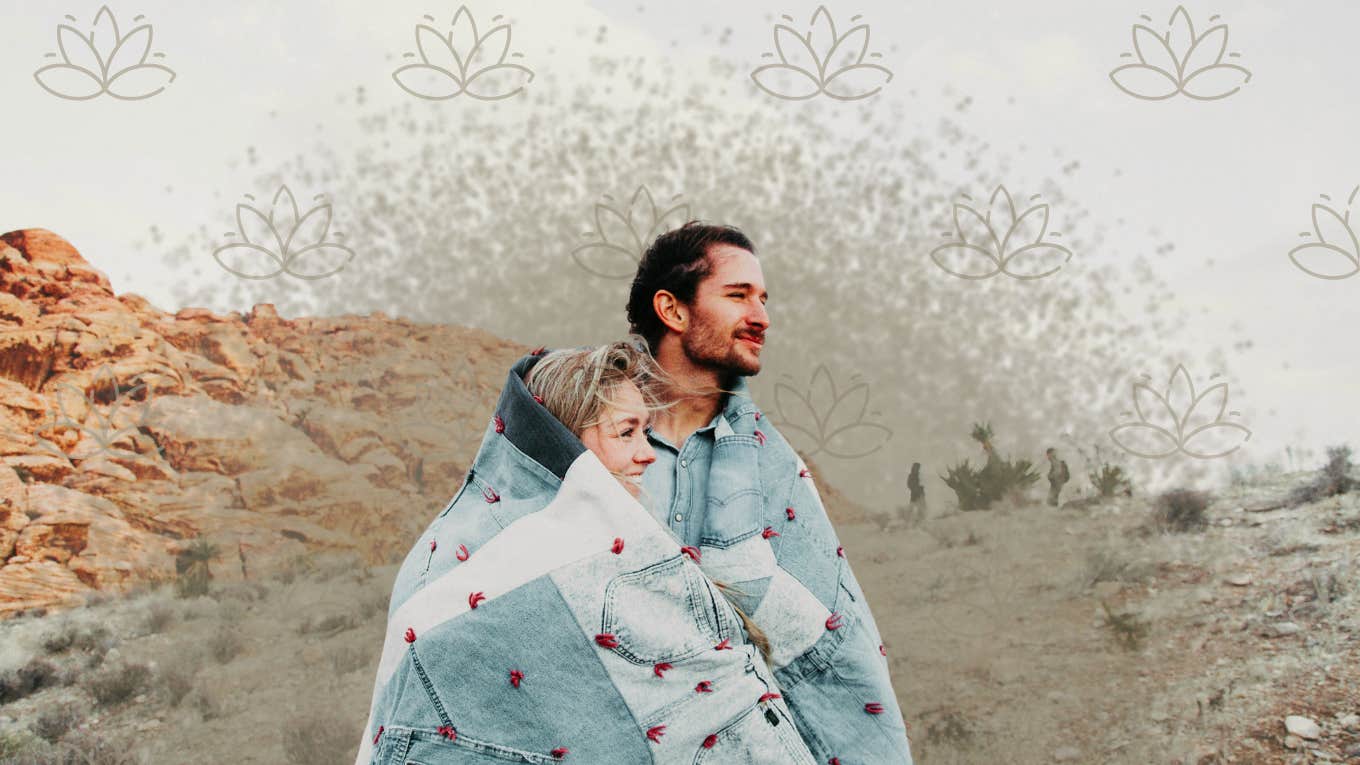 5 Hallmarks Of An Extremely Healthy Relationship Couple wrapped in a blanket