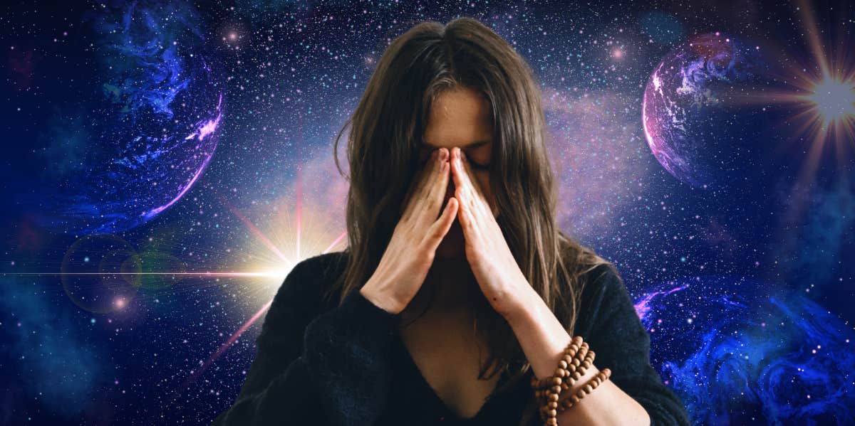 How To Communicate With The Universe In 12 Ways woman communicating with the universe
