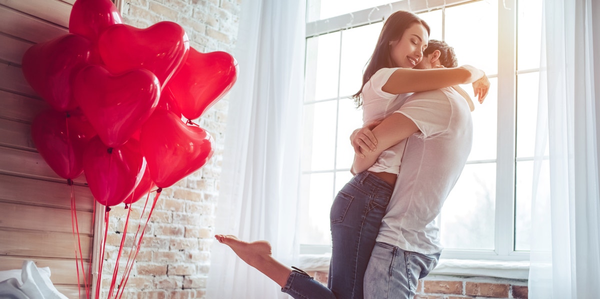 How My Parents’ Divorce Made Me Better At Love couple hugging