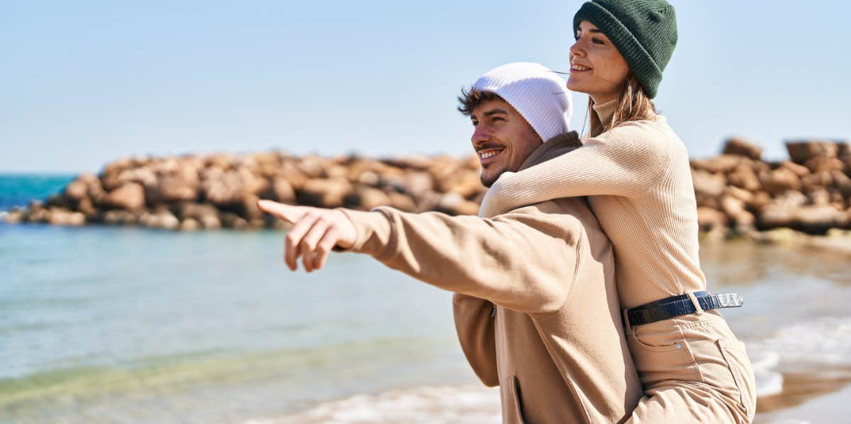 beach couple