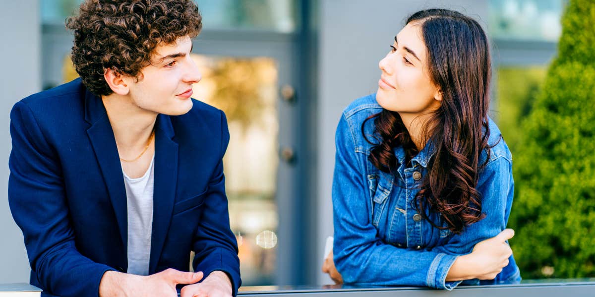 guy and girl unsure of what to say during an awkward silence