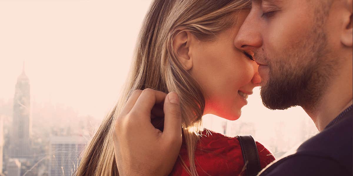 3 Questions To Ask Find Out If A Guy Likes You guy kissing girlfriend