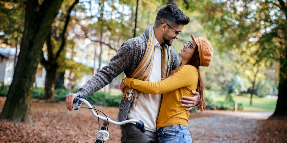 woman hugging man