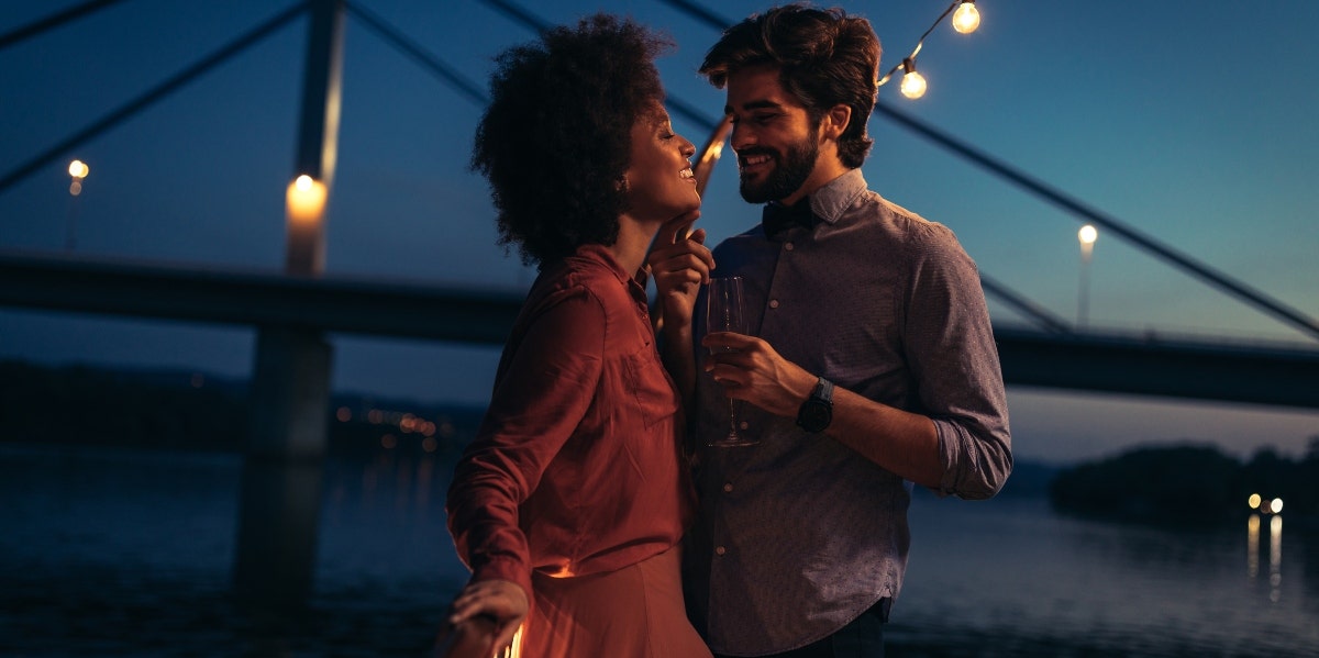 how to manifest best life energy for 2022 man and woman at night