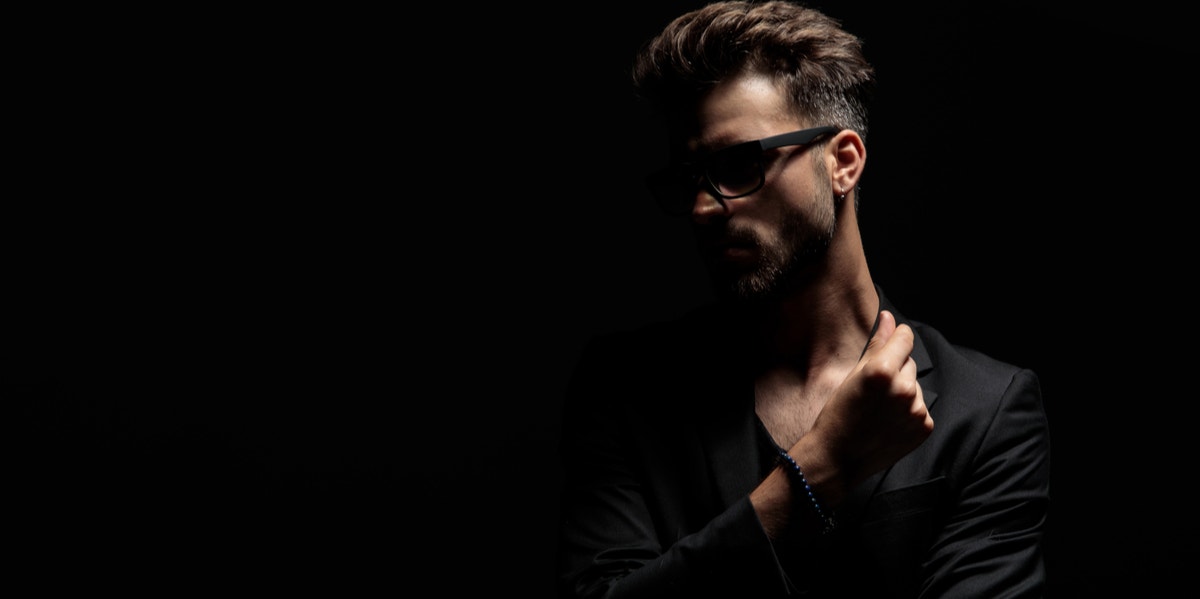 How To Spot A Sociopath With These 8 Clues mysterious man in dark