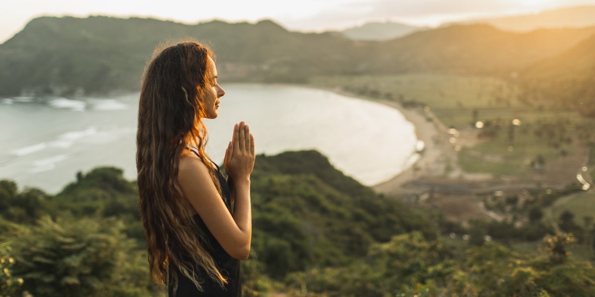 how to talk to God woman praying