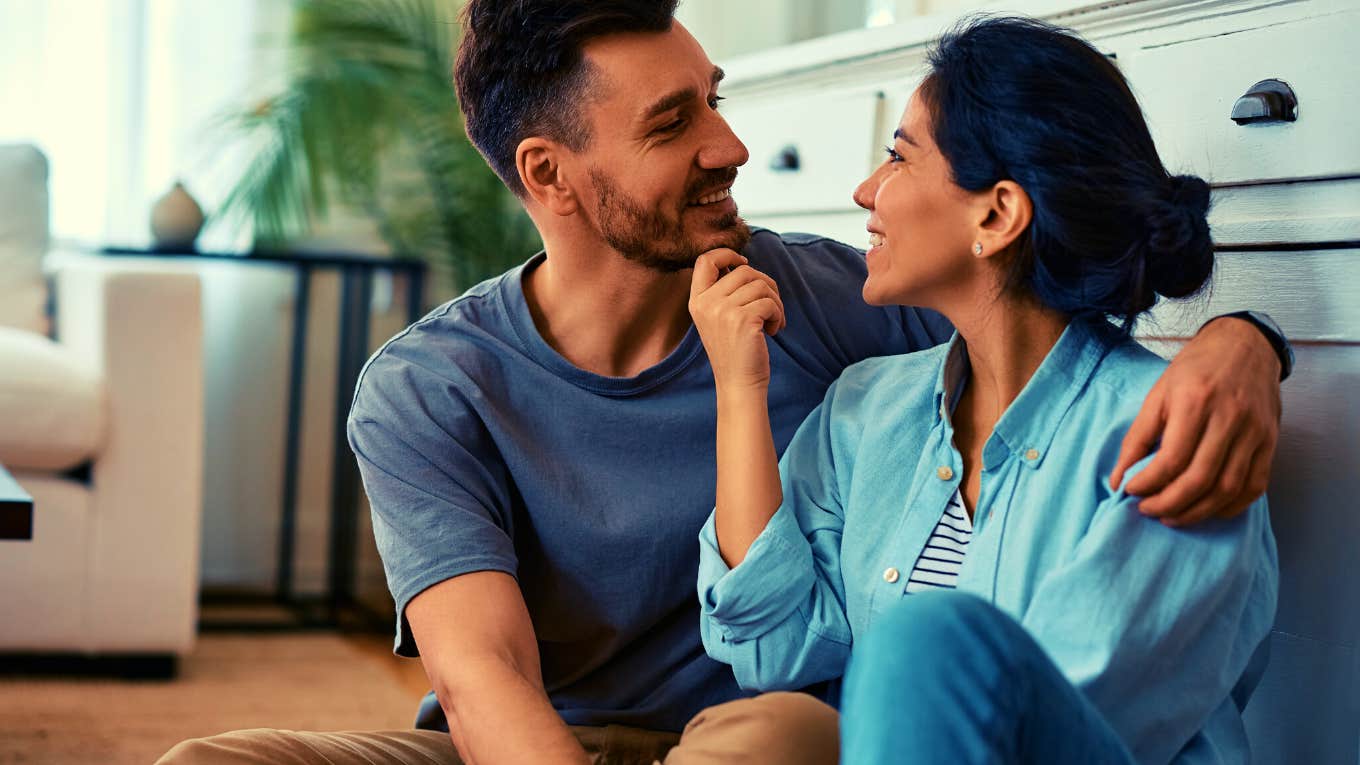 8 Ways To Talk Yourself Out Of Any Relationship Crisis happy couple talking