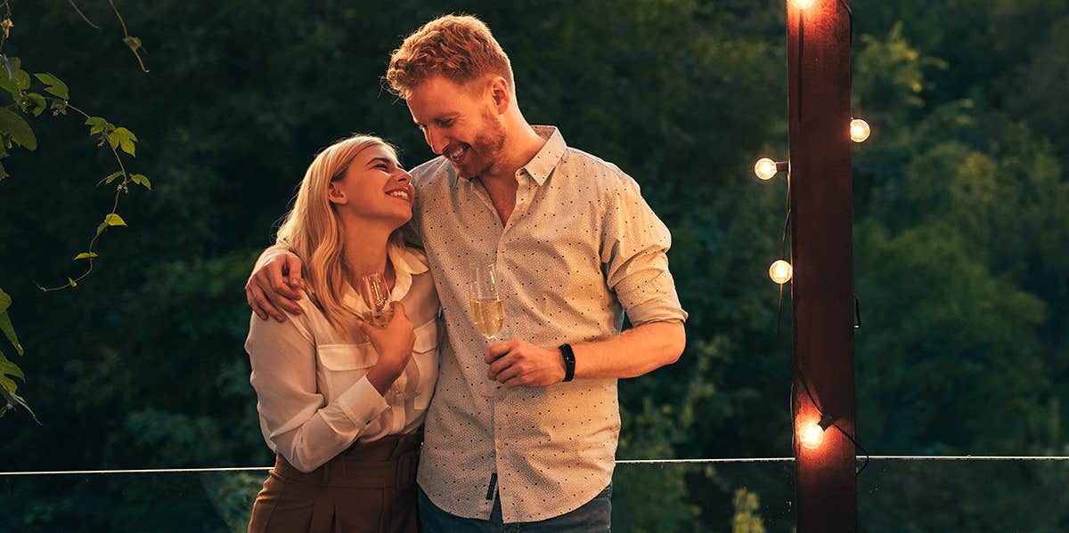 How To Turn A Guy On, According To 60 Men girl flirting with guy