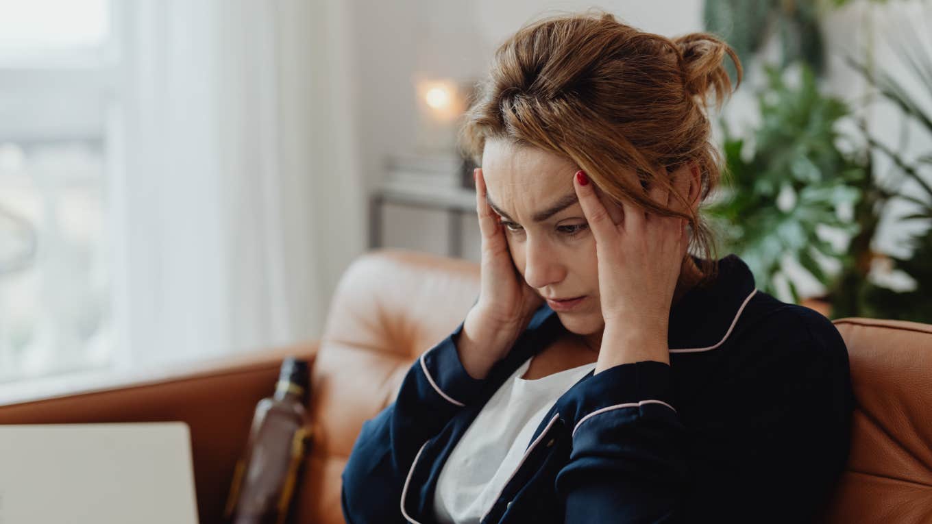 woman feels stressed 