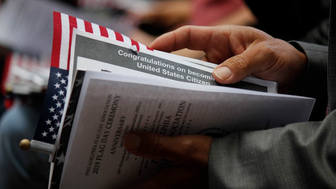 Husband Tells Wife Not To Apply For American Citizenship becoming an american citizen